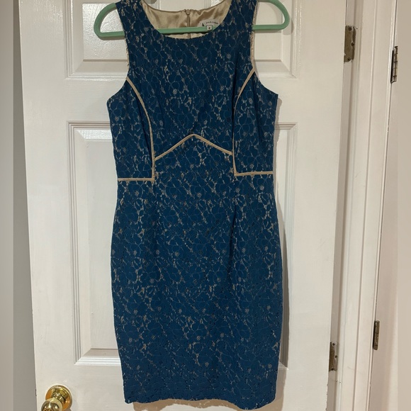 Ava & Aiden Dresses & Skirts - Ava & Aiden Lace Sheath Dress.